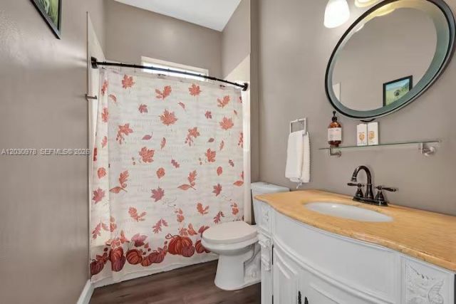 2327 NE 37th Ter , Homestead, FL 33033 Photo