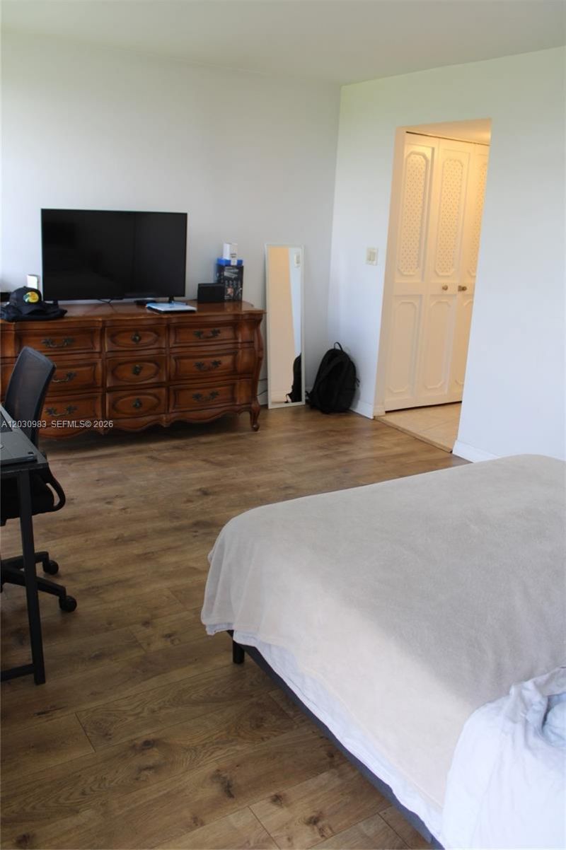 3475 N Country Club Dr , Unit 608, Aventura, FL 33180 Photo