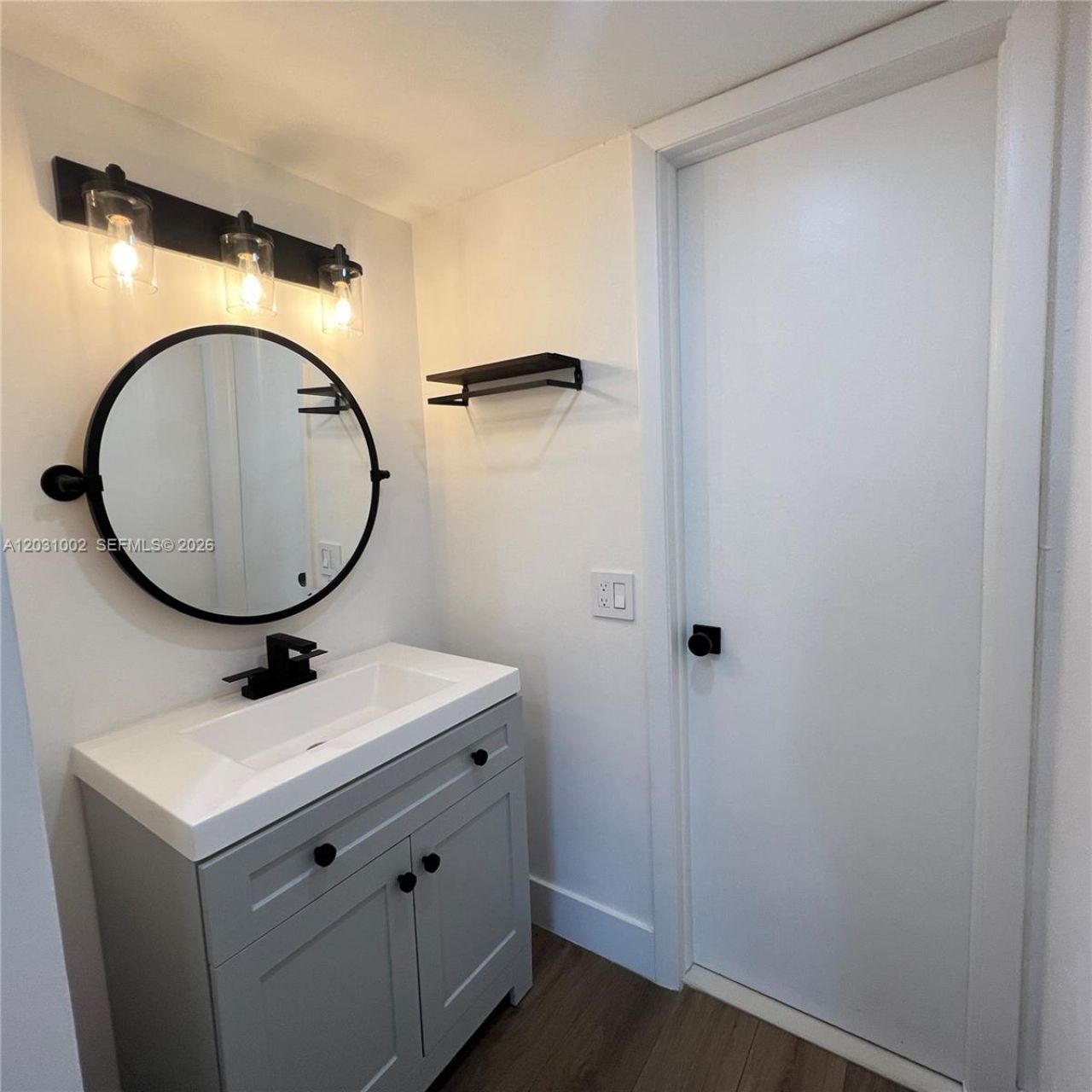 8425 NW 8th St , Unit 406, Miami, FL 33126 Photo