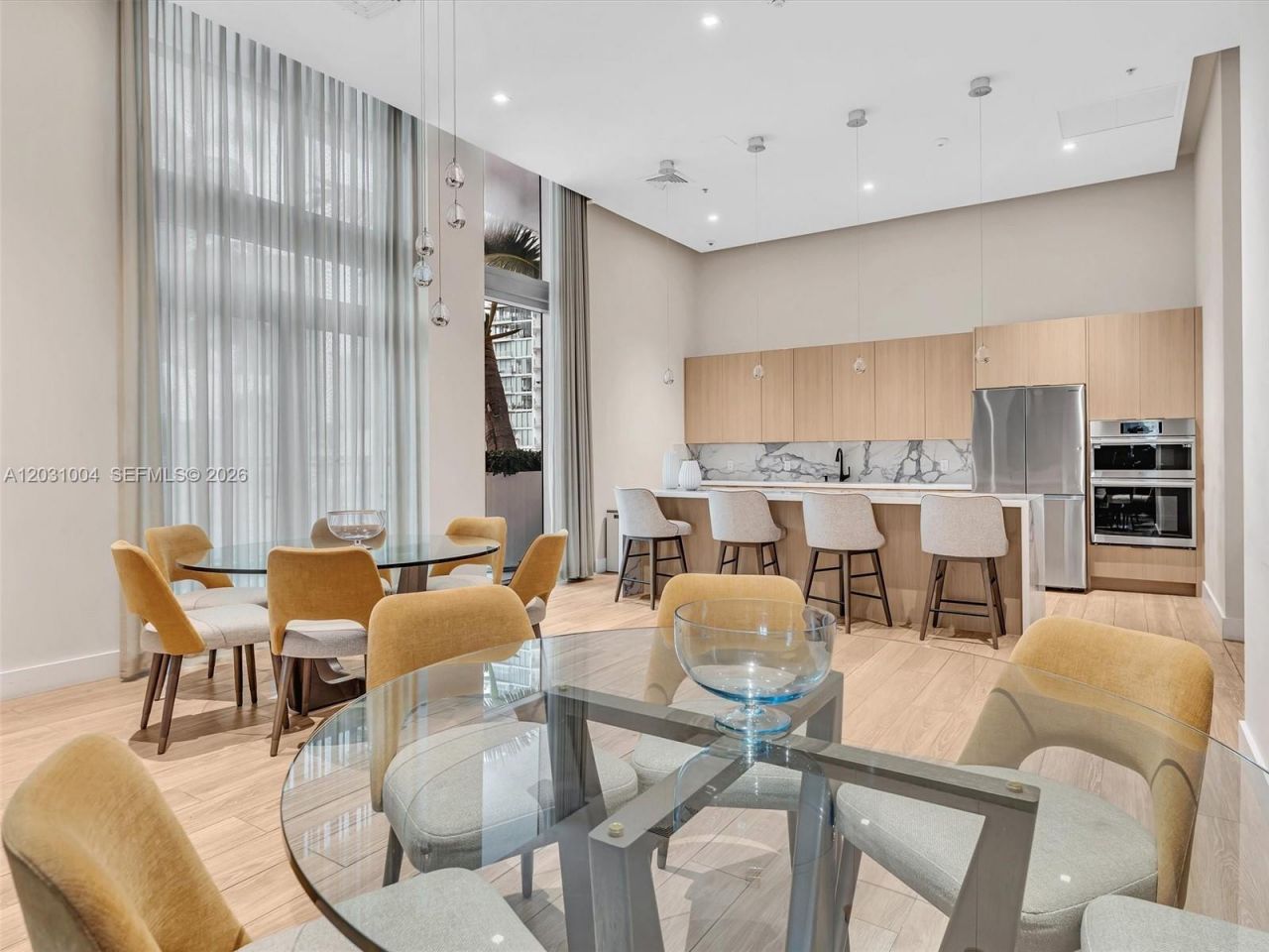 90 SW 3rd St , Unit 2013, Miami, FL 33130 Photo