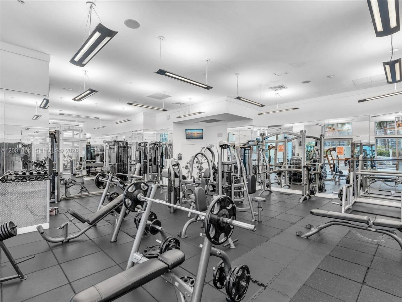 90 SW 3rd St , Unit 2013, Miami, FL 33130 Photo