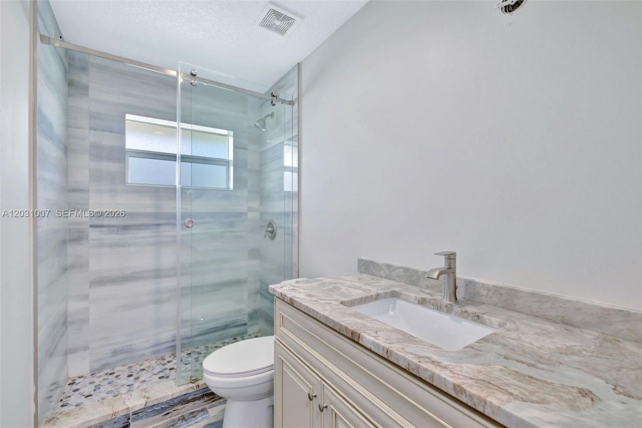 2929 SE Ocean Blvd, Unit F6, Stuart, FL 34996 Photo