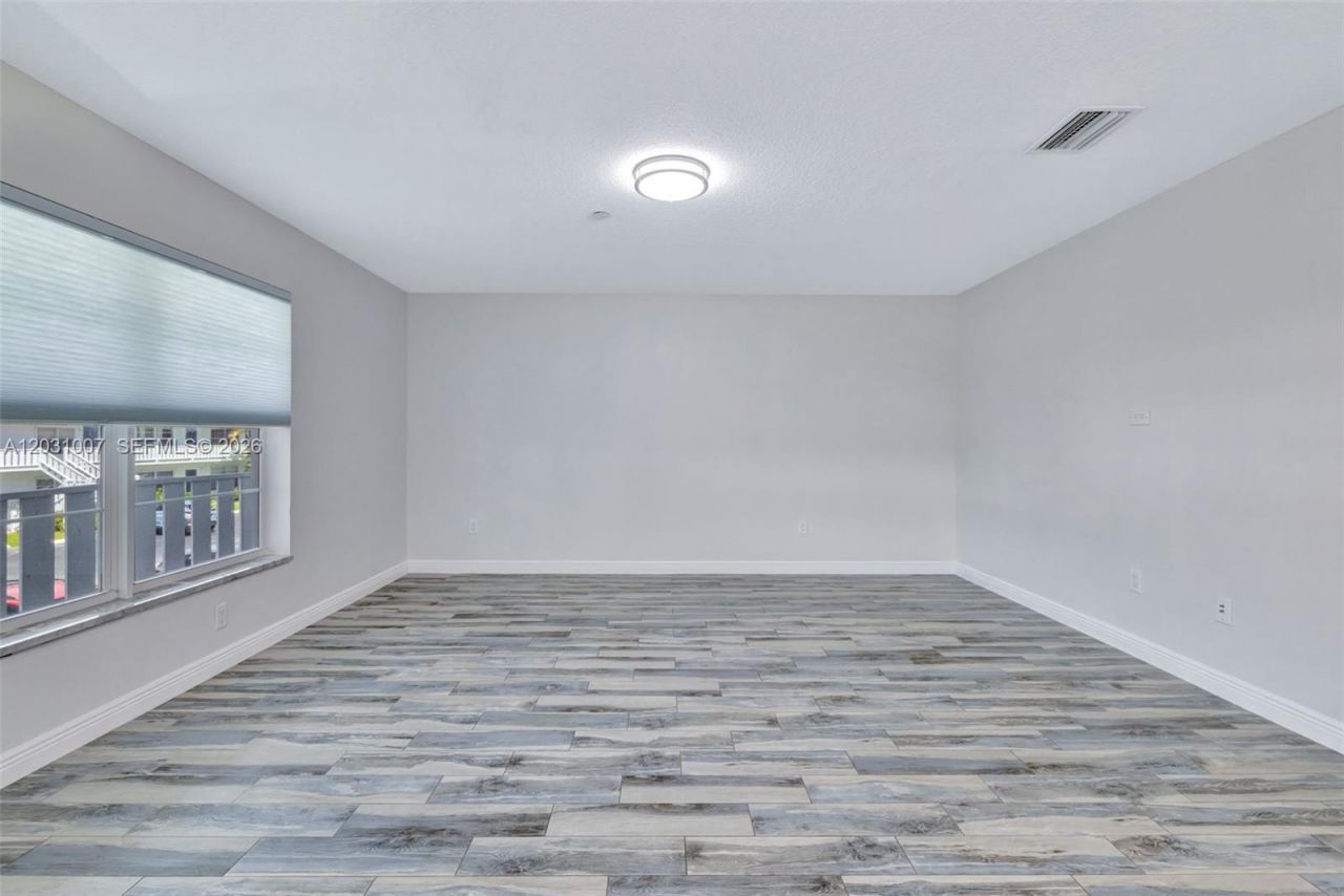 2929 SE Ocean Blvd, Unit F6, Stuart, FL 34996 Photo