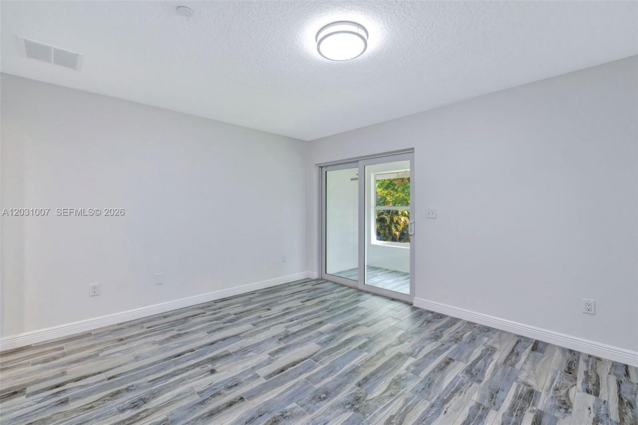 2929 SE Ocean Blvd, Unit F6, Stuart, FL 34996 Photo