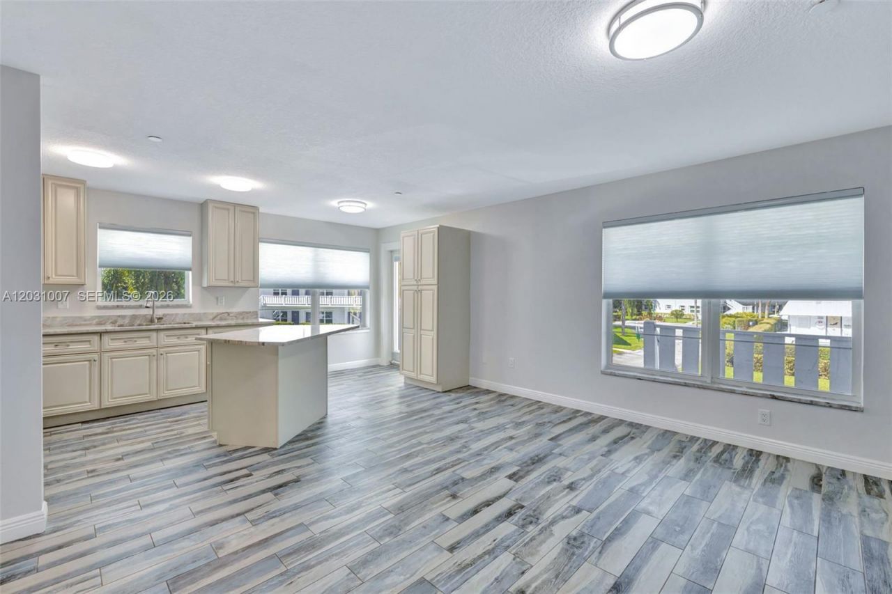2929 SE Ocean Blvd, Unit F6, Stuart, FL 34996 Photo