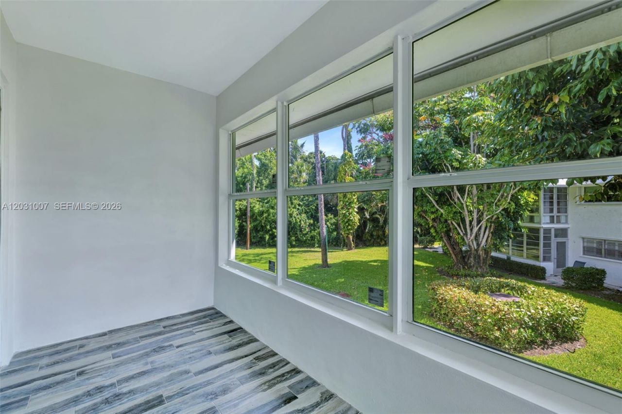2929 SE Ocean Blvd, Unit F6, Stuart, FL 34996 Photo
