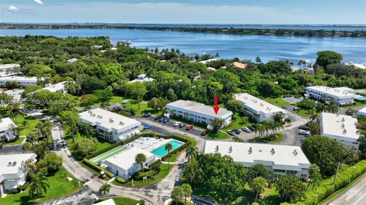 2929 SE Ocean Blvd, Unit F6, Stuart, FL 34996 Photo