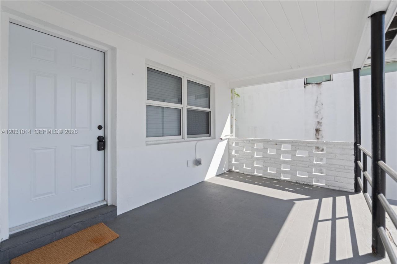 2240 SW 16th Ct , Unit U, Miami, FL 33145 Photo