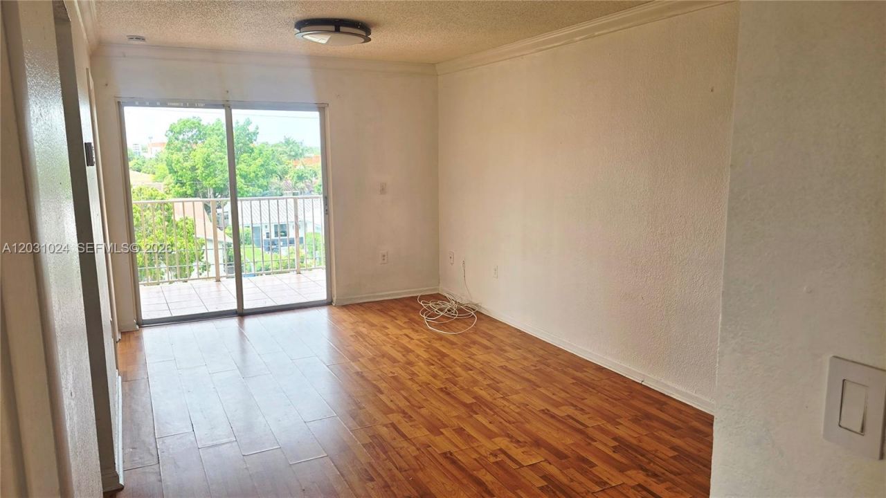 2441 SW 31st Ave, Unit 207, Miami, FL 33145 Photo
