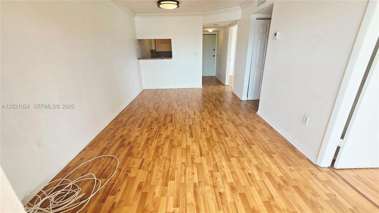 2441 SW 31st Ave, Unit 207, Miami, FL 33145 Photo