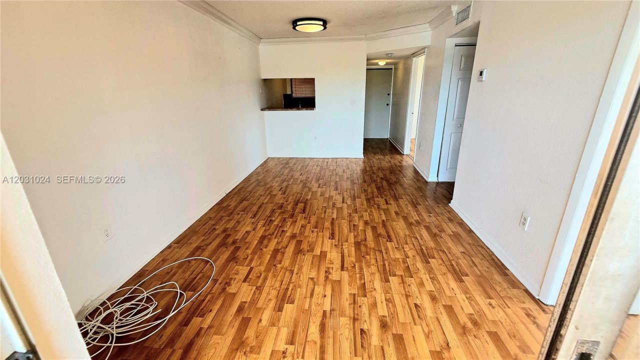 2441 SW 31st Ave, Unit 207, Miami, FL 33145 Photo