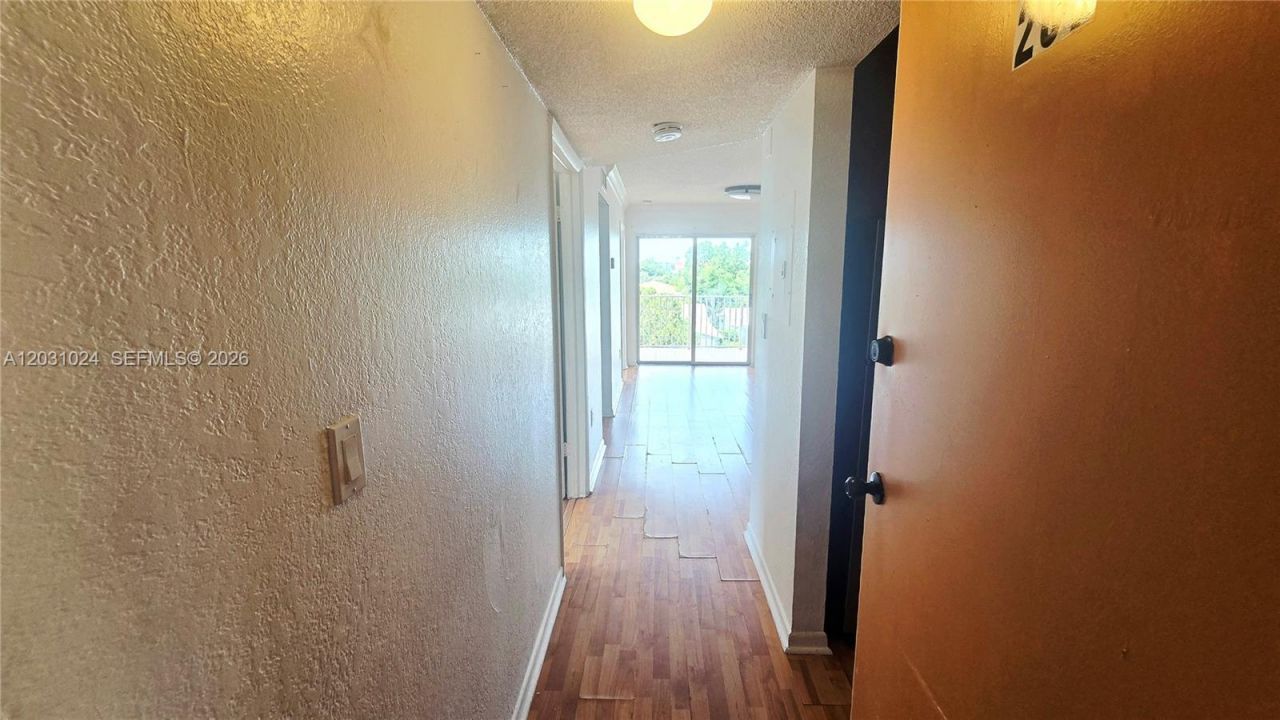 2441 SW 31st Ave, Unit 207, Miami, FL 33145 Photo