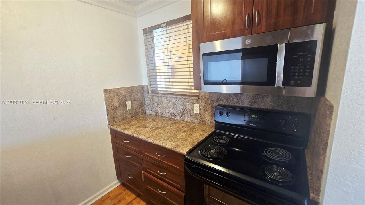 2441 SW 31st Ave, Unit 207, Miami, FL 33145 Photo