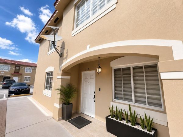 8100 W 28th Ct , Unit 110, Miami, FL 33018
