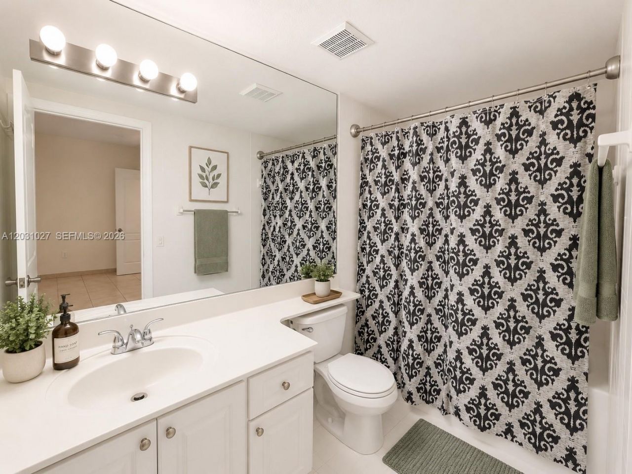 8100 W 28th Ct , Unit 110, Miami, FL 33018 Photo