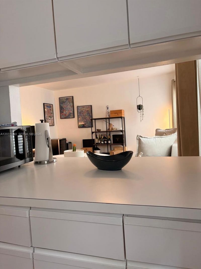 1308 Drexel Ave , Unit 311, Miami Beach, FL 33139 Photo