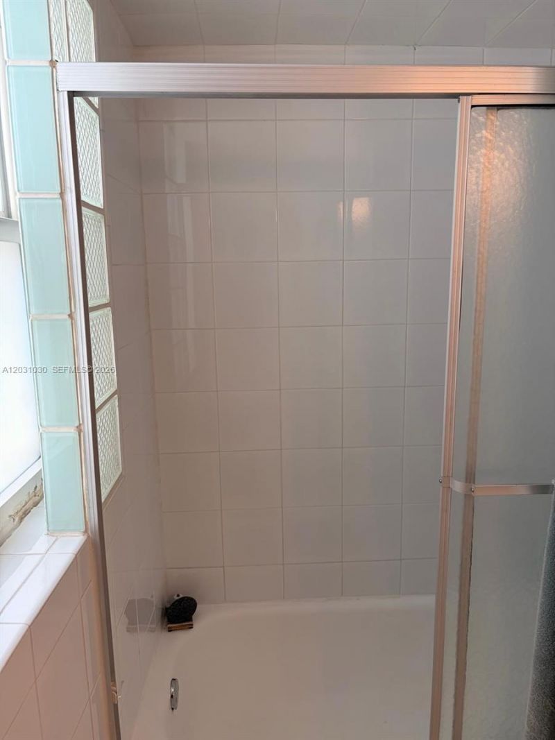 1308 Drexel Ave , Unit 311, Miami Beach, FL 33139 Photo
