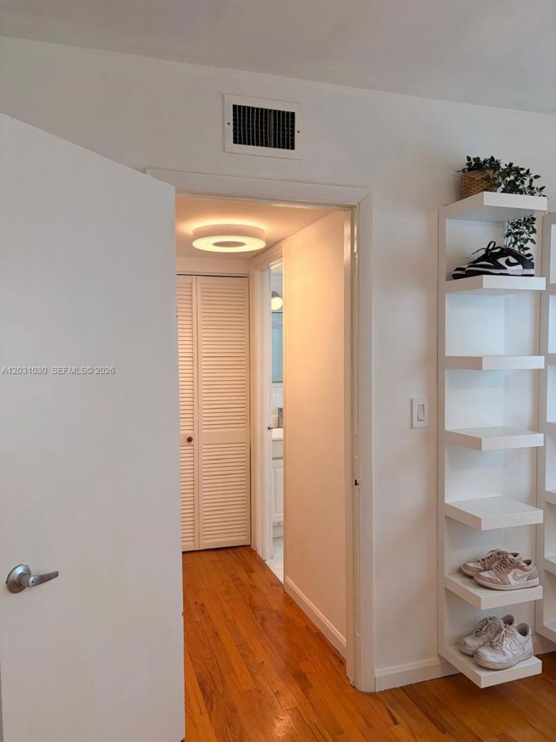 1308 Drexel Ave , Unit 311, Miami Beach, FL 33139 Photo