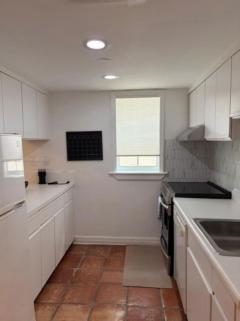 1308 Drexel Ave , Unit 311, Miami Beach, FL 33139 Photo