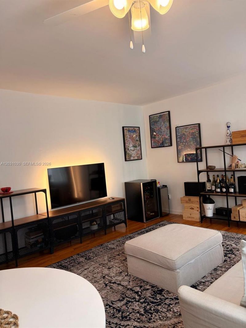 1308 Drexel Ave , Unit 311, Miami Beach, FL 33139 Photo