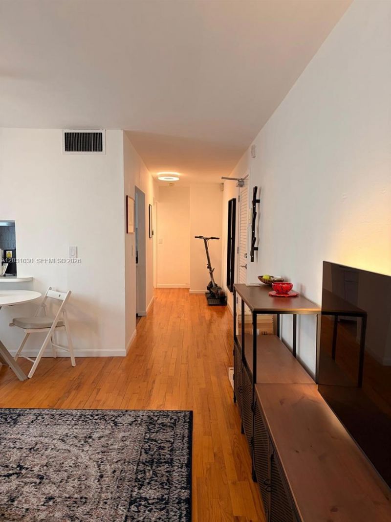 1308 Drexel Ave , Unit 311, Miami Beach, FL 33139 Photo