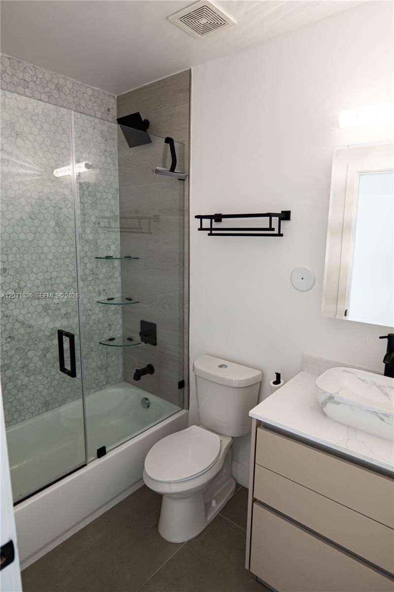 1721 SW 13th St , Unit 4, Miami, FL 33145 Photo