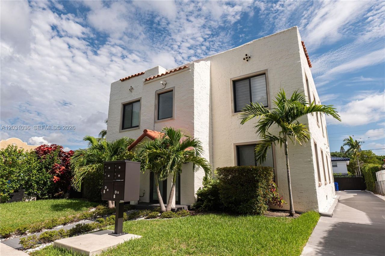 1721 SW 13th St , Unit 4, Miami, FL 33145 Photo