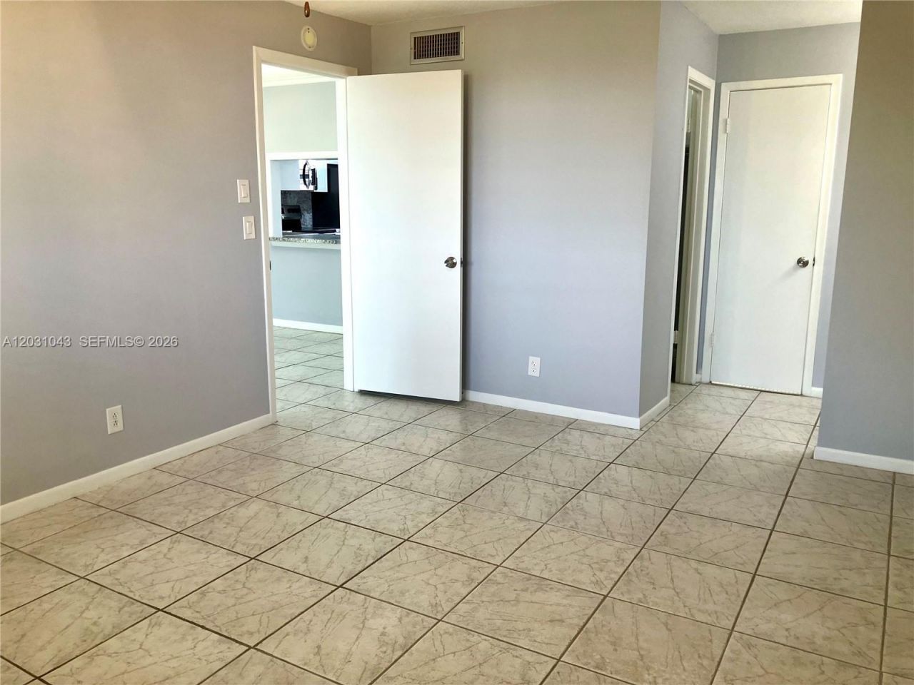 2801 NW 47th Ter, Unit 403B, Lauderdale Lakes, FL 33313 Photo