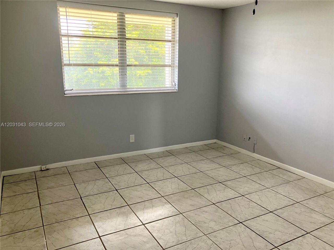 2801 NW 47th Ter, Unit 403B, Lauderdale Lakes, FL 33313 Photo