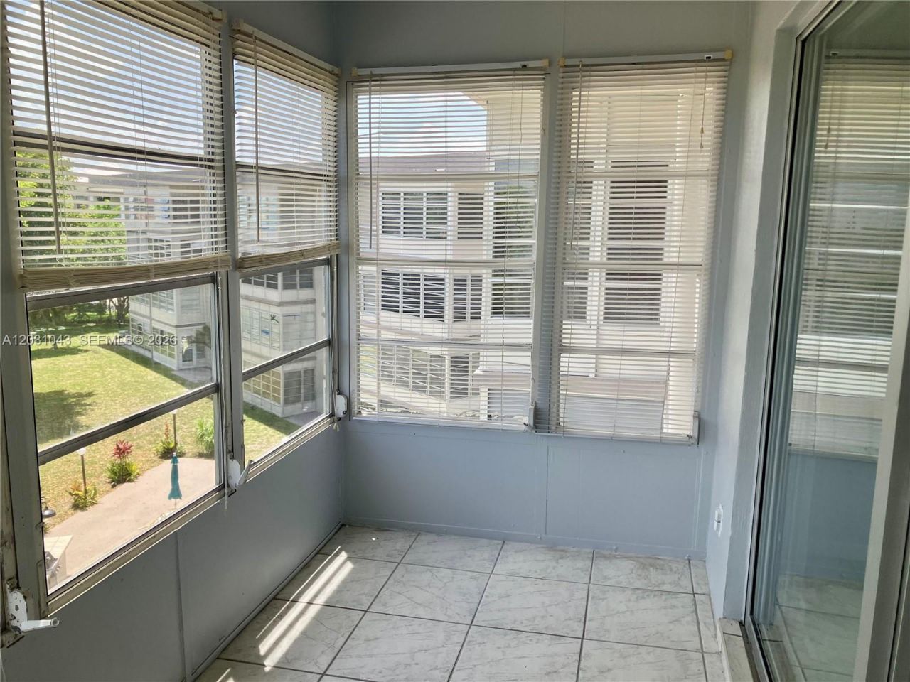 2801 NW 47th Ter , Unit 403B, Lauderdale Lakes, FL 33313 Photo