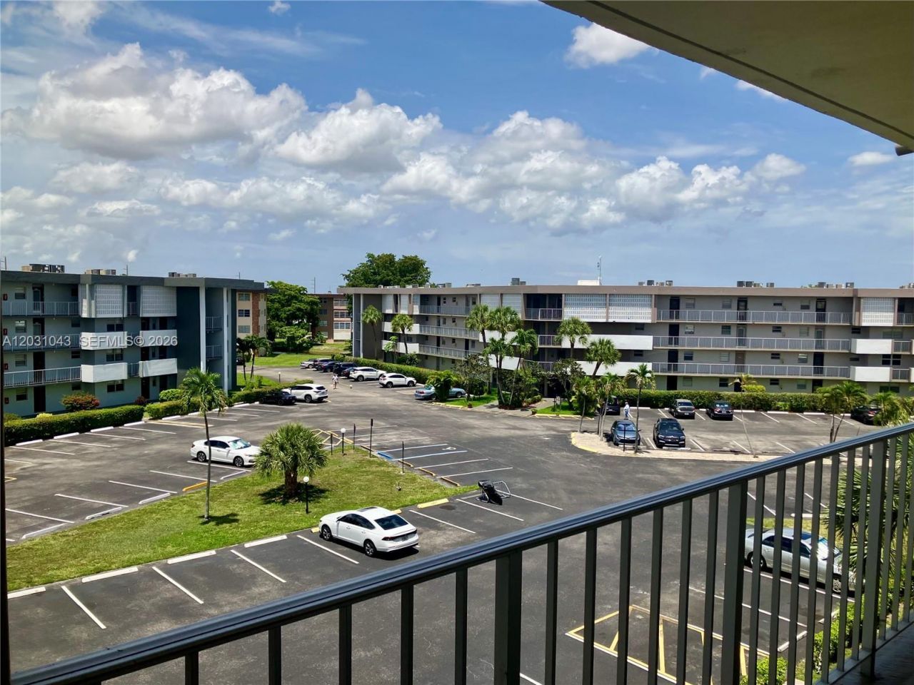 2801 NW 47th Ter, Unit 403B, Lauderdale Lakes, FL 33313 Photo