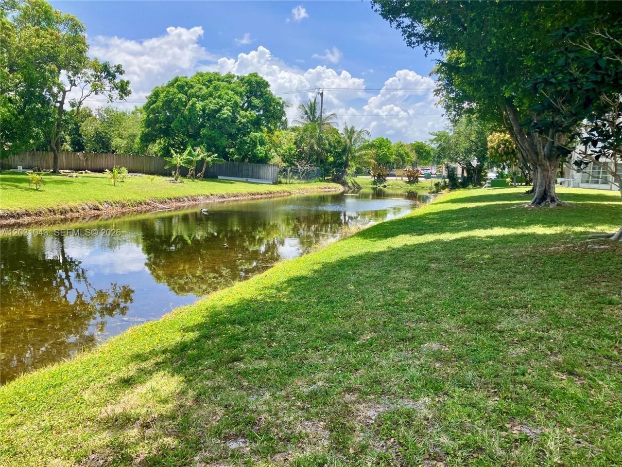 2801 NW 47th Ter, Unit 403B, Lauderdale Lakes, FL 33313 Photo