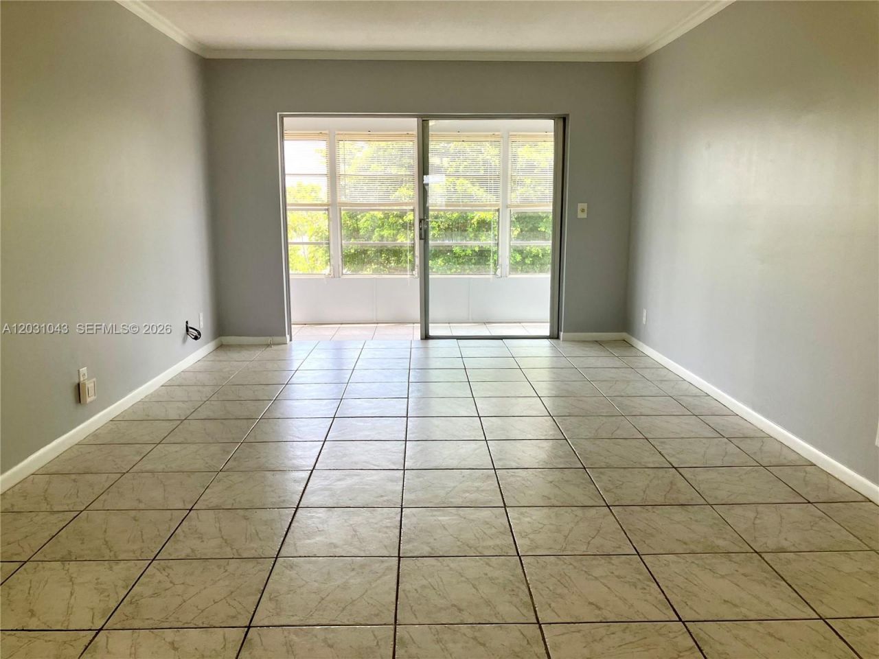 2801 NW 47th Ter, Unit 403B, Lauderdale Lakes, FL 33313 Photo