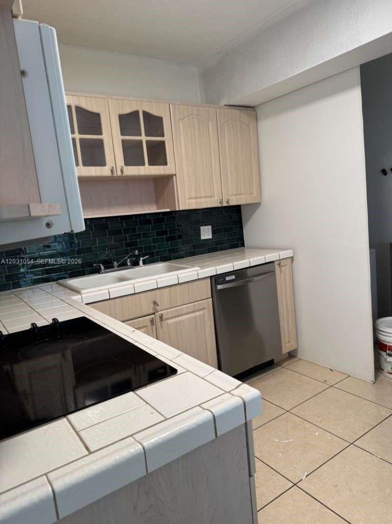 310 SW 10th St , Fort Lauderdale, FL 33315 Photo