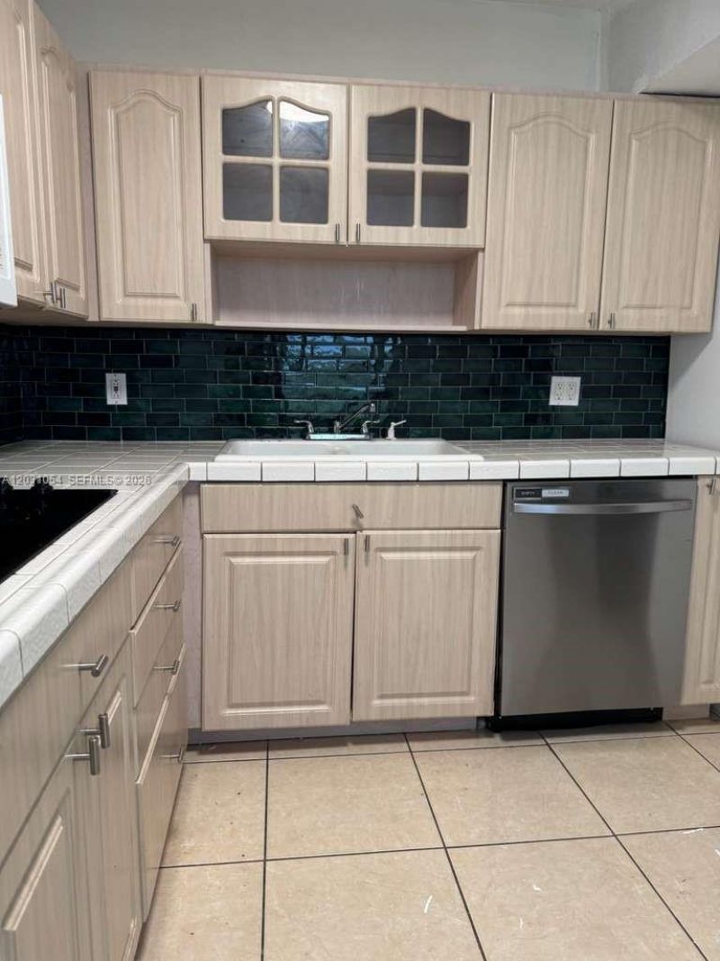 310 SW 10th St , Fort Lauderdale, FL 33315 Photo