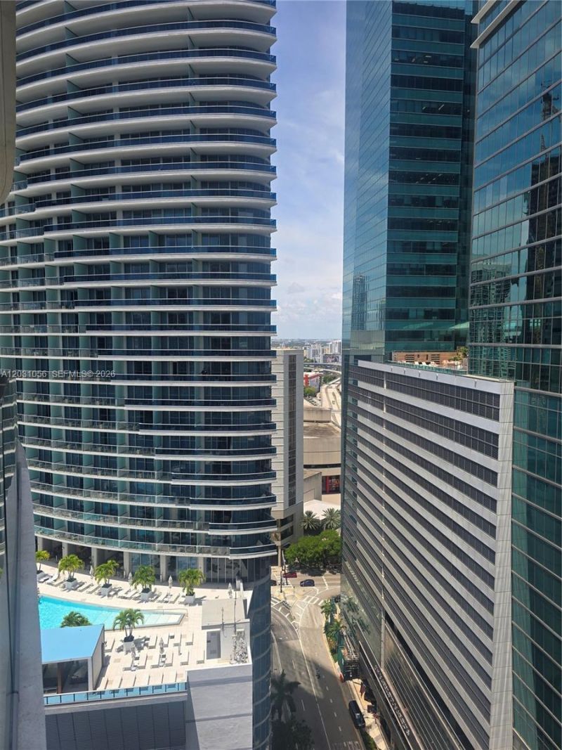 300 Biscayne Blvd Way, Unit 2408W, Miami, FL 33131 Photo