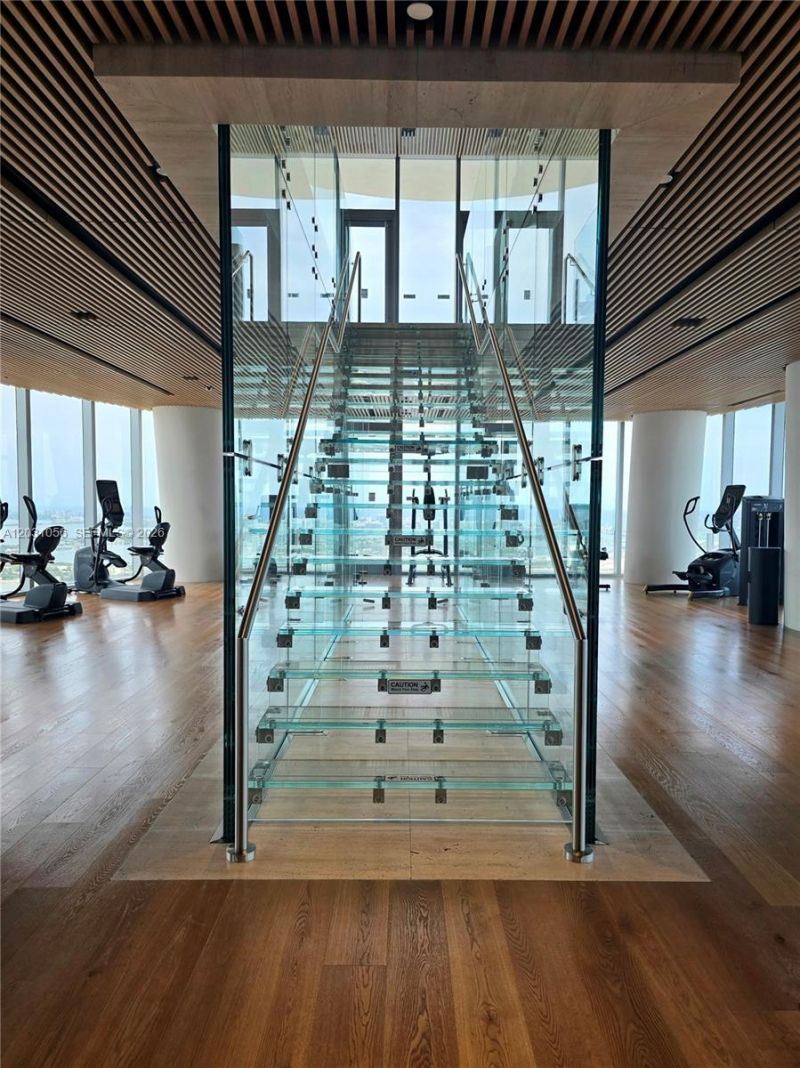 300 Biscayne Blvd Way, Unit 2408W, Miami, FL 33131 Photo