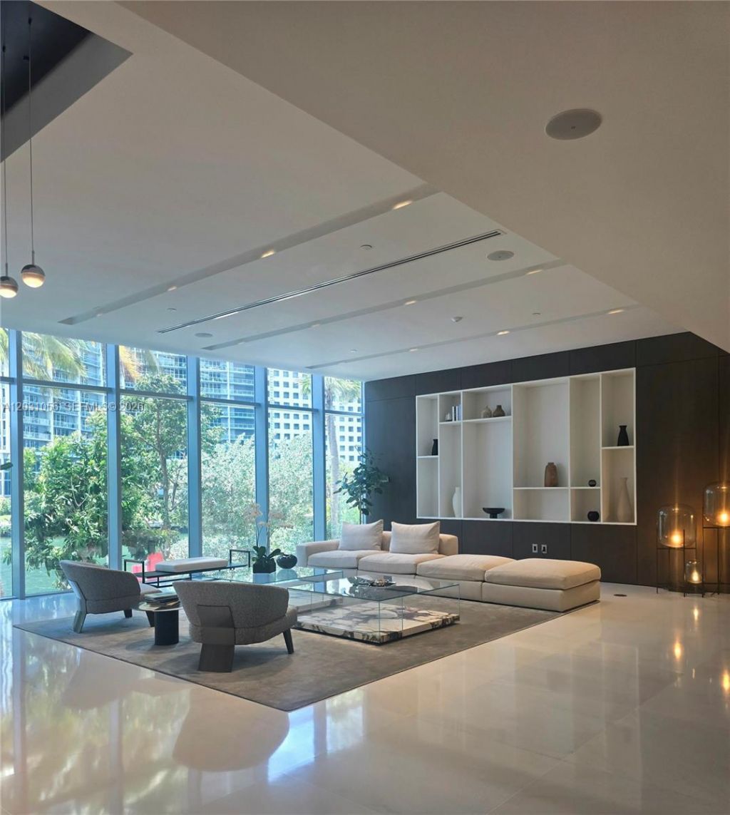 300 Biscayne Blvd Way, Unit 2408W, Miami, FL 33131 Photo