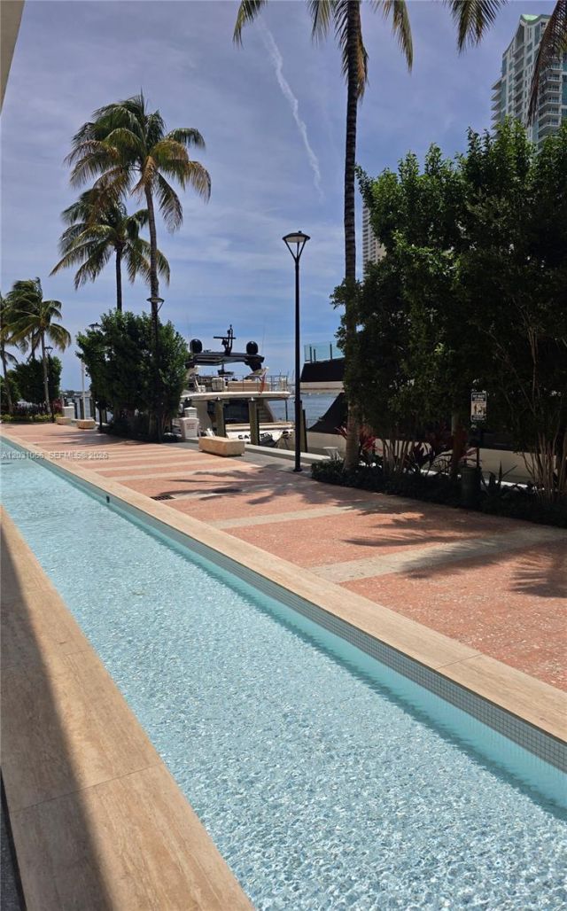 300 Biscayne Blvd Way, Unit 2408W, Miami, FL 33131 Photo