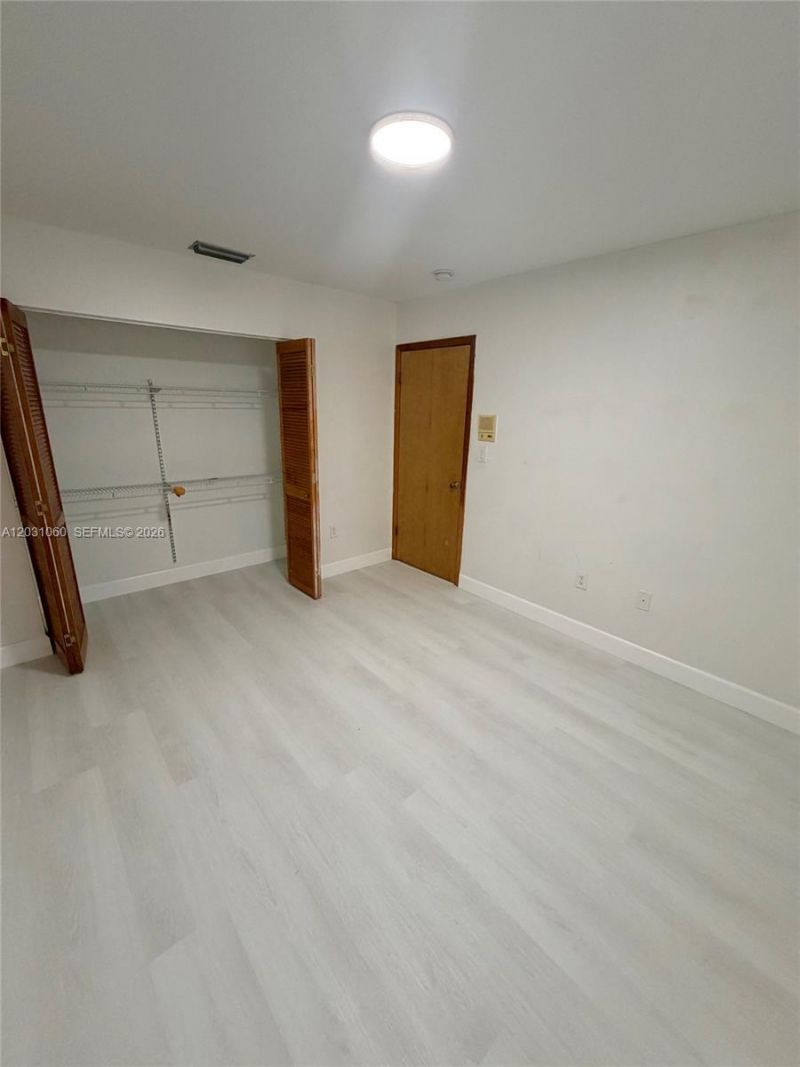 18145 NW 61st Ave , Hialeah, FL 33015 Photo