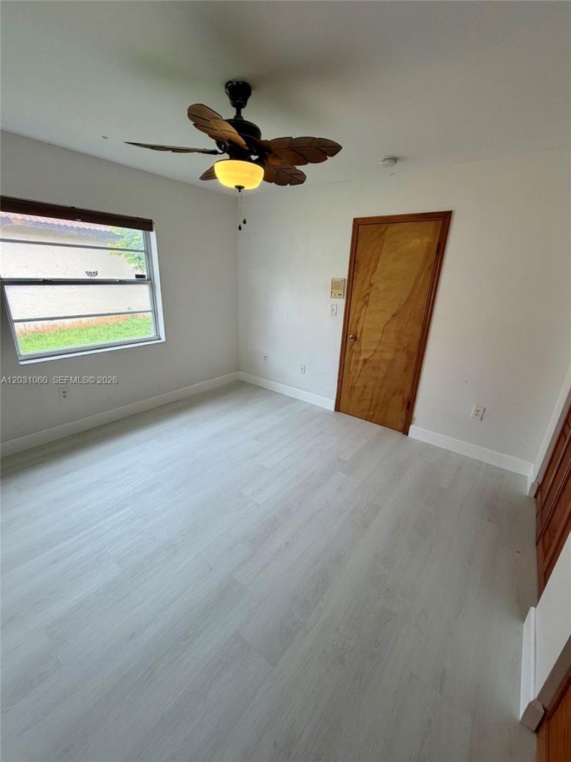 18145 NW 61st Ave , Hialeah, FL 33015 Photo