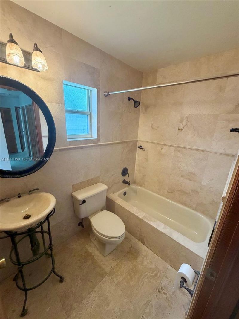 18145 NW 61st Ave , Hialeah, FL 33015 Photo