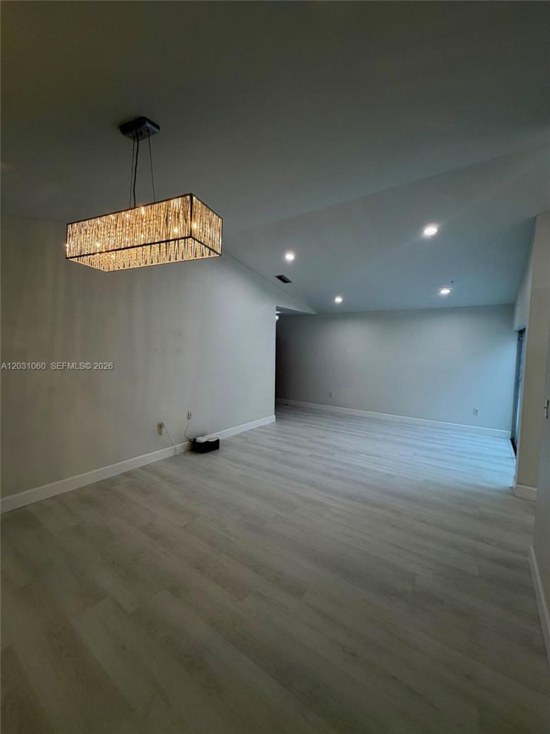 18145 NW 61st Ave , Hialeah, FL 33015 Photo