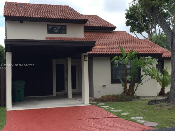 9082 SW 112 PL, Miami, FL 33176