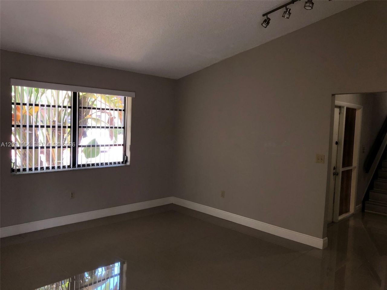 9082 SW 112 Pl , Miami, FL 33176 Photo