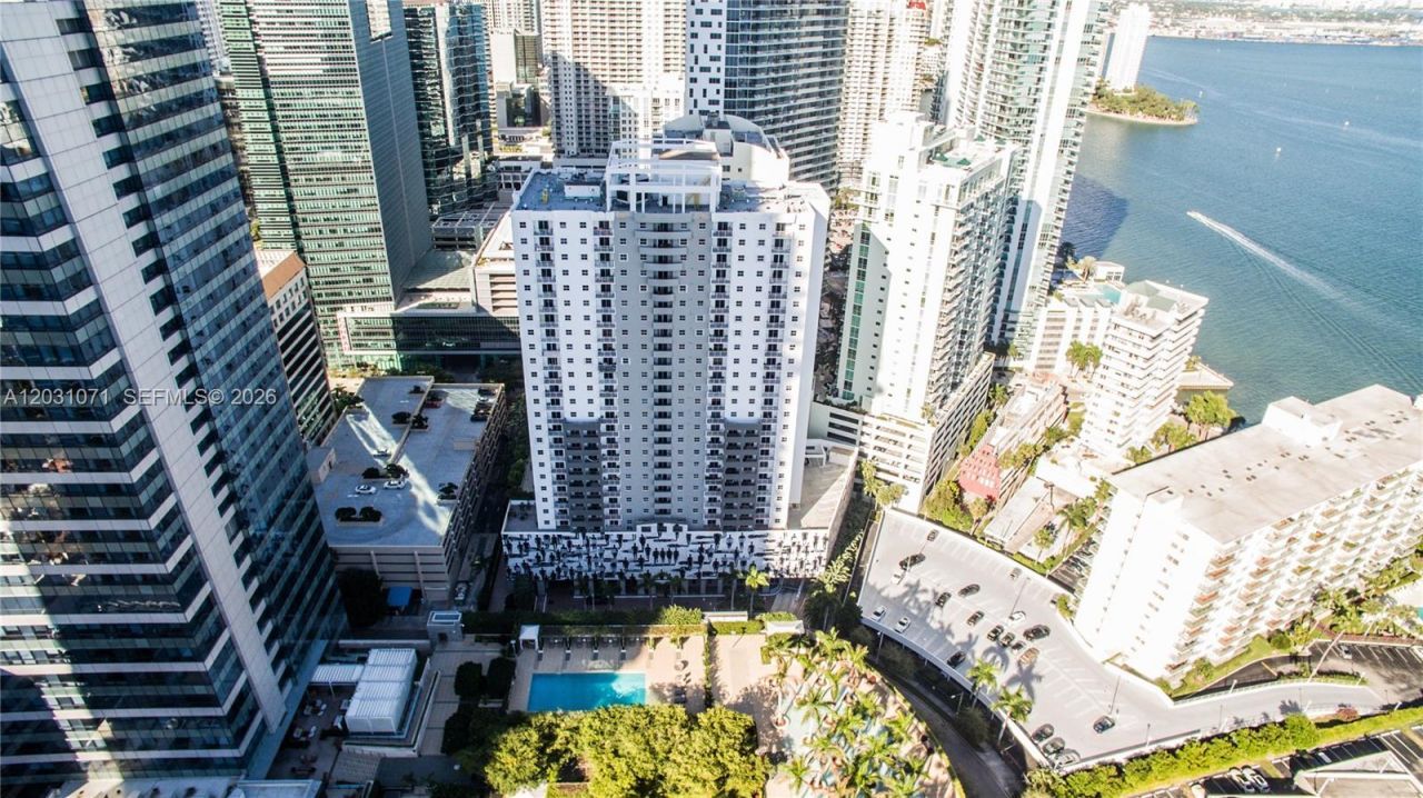 185 SE 14th Ter, Unit 2211, Miami, FL 33131 Photo