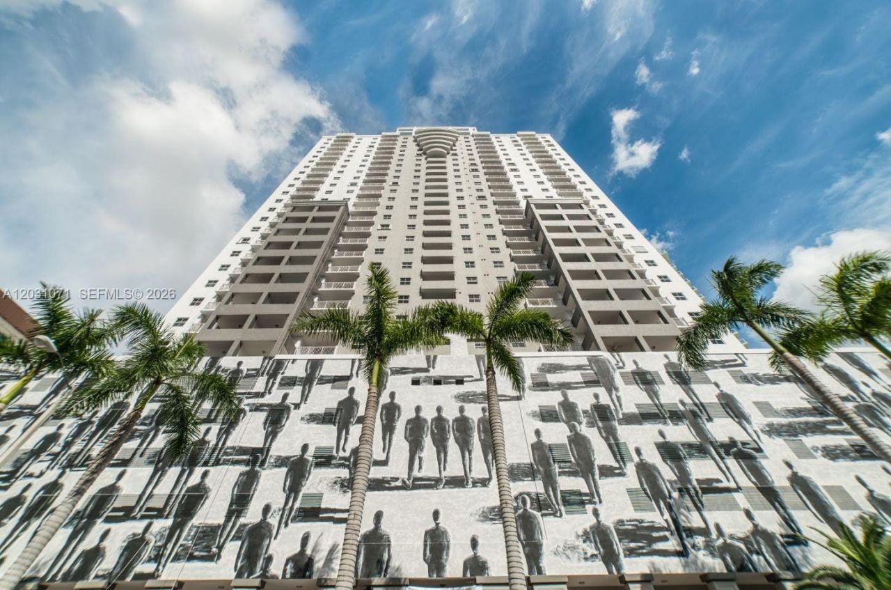 185 SE 14th Ter, Unit 2211, Miami, FL 33131 Photo