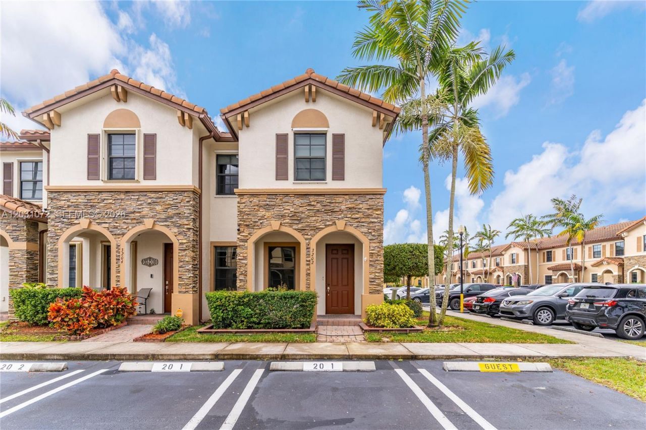 3202 SE 6th St , Unit 3202, Homestead, FL 33033 Main Photo
