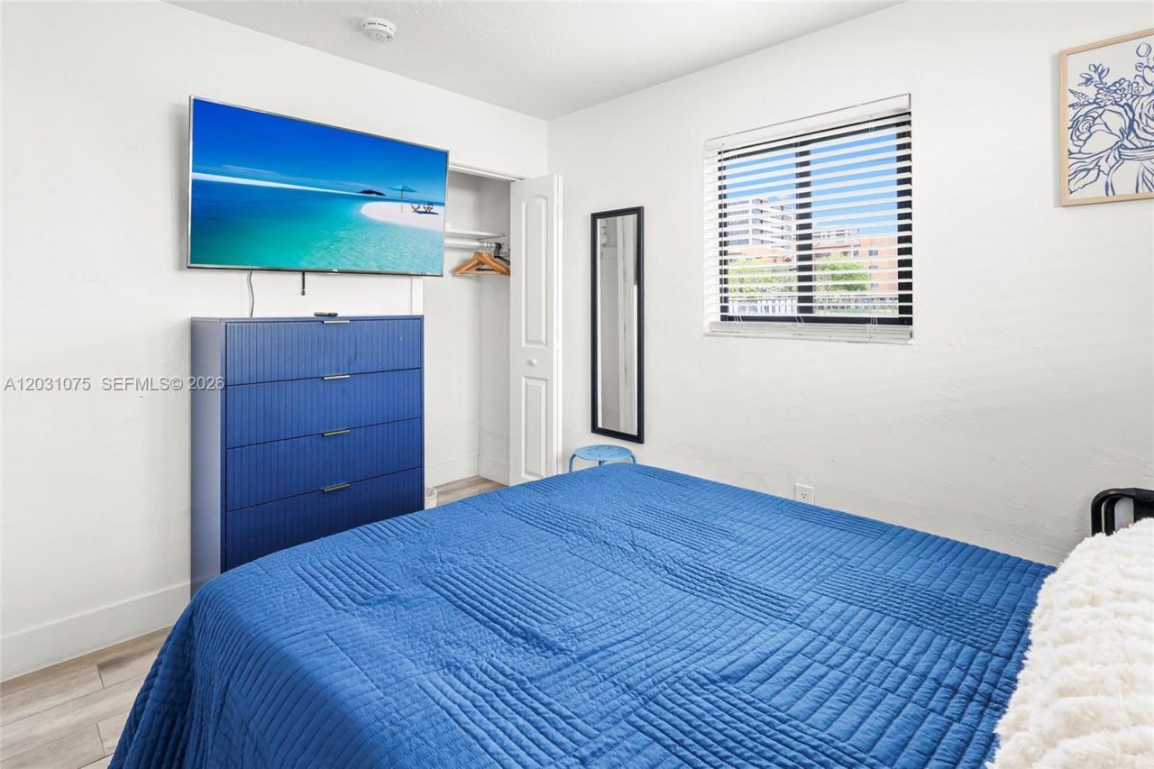 11002 NE 13th Ave , Unit #, Miami, FL 33161 Photo