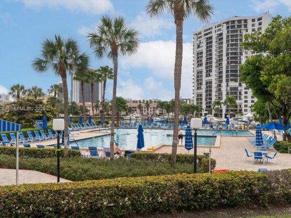 600 Three Islands Blvd , Unit 1413, Hallandale Beach, FL 33009